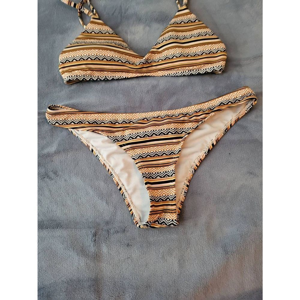 Emerald Bay Bikini - Picture 3 of 7